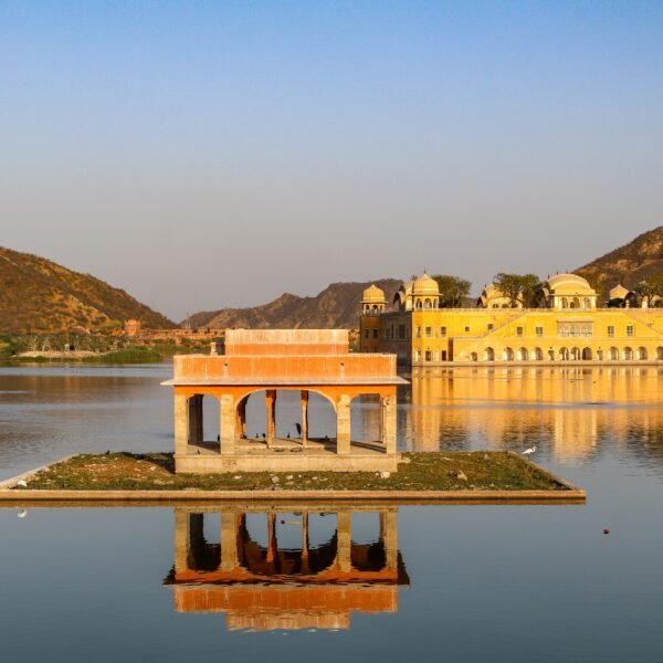 jal mahal tour