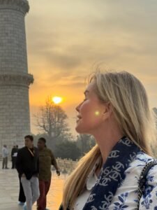 taj mahal sun rise